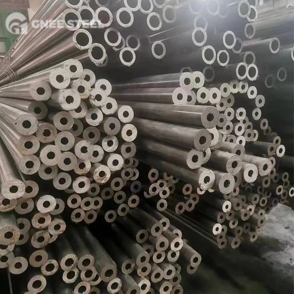 E470 कोल्ड ड्रॉ सीमलेस ट्यूब